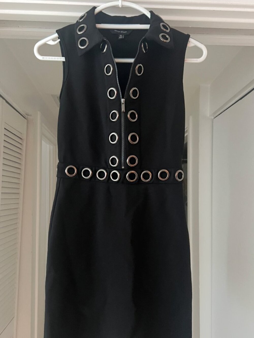 NWOT Karen Millan Black Sleeveless Collared Mini Dress